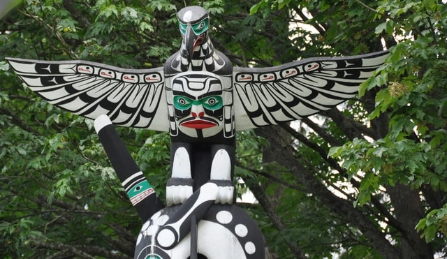 Chief Wakas Totem Pole