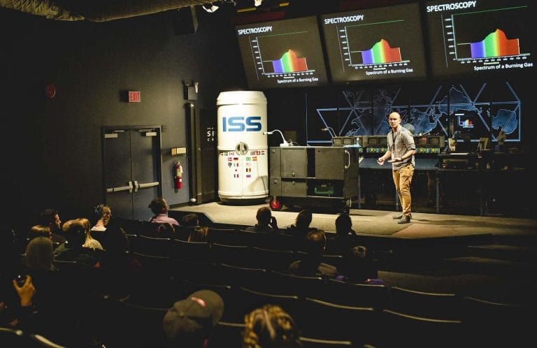 Watch a Science Demo at the Groundstation Canada Theatre